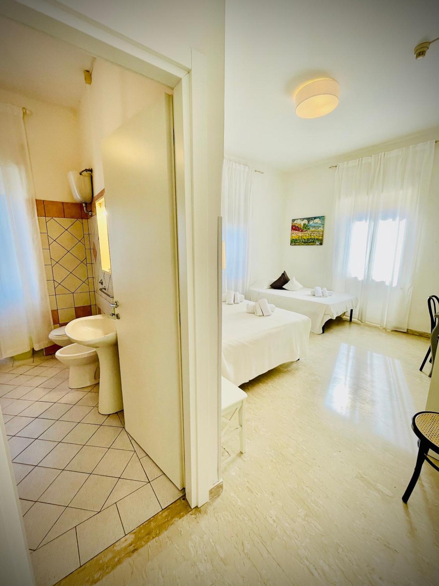 Minturnae Hotel Скаури Экстерьер фото